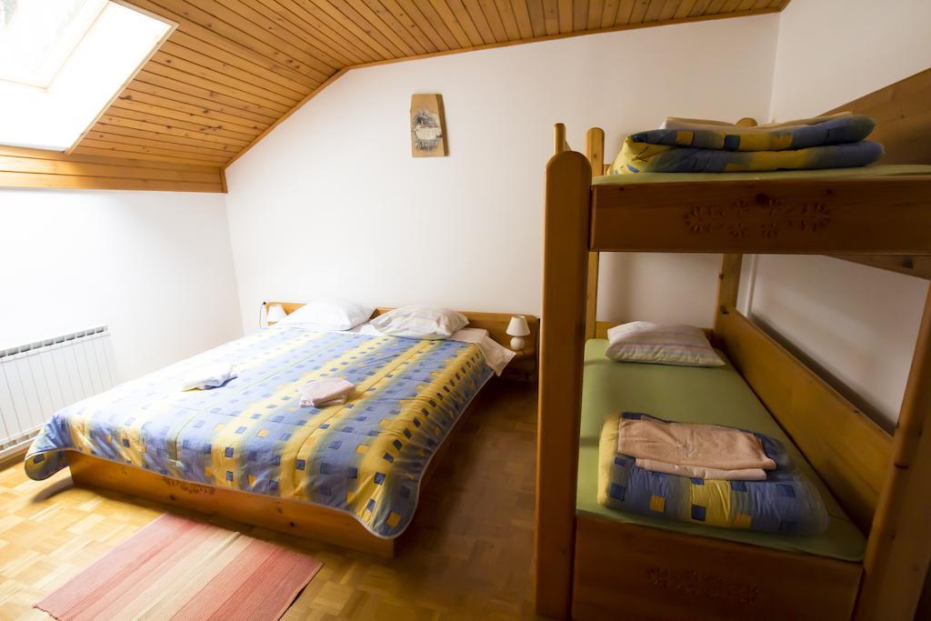 Guesthouse Pozar Predjama Quarto foto