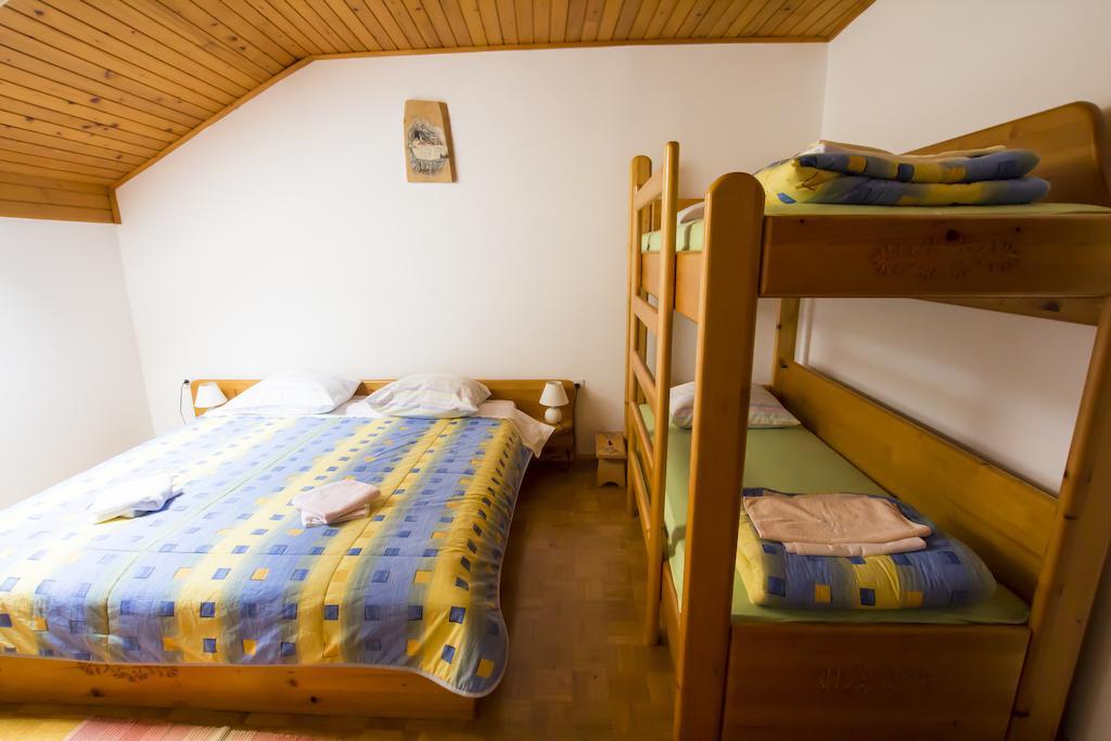 Guesthouse Pozar Predjama Quarto foto